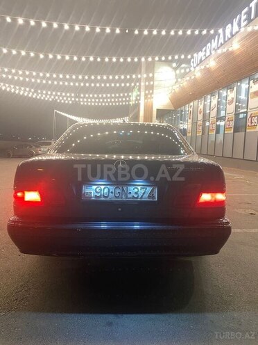 Mercedes E 320 2000, 287,600 km - 3.2 л - Bakı