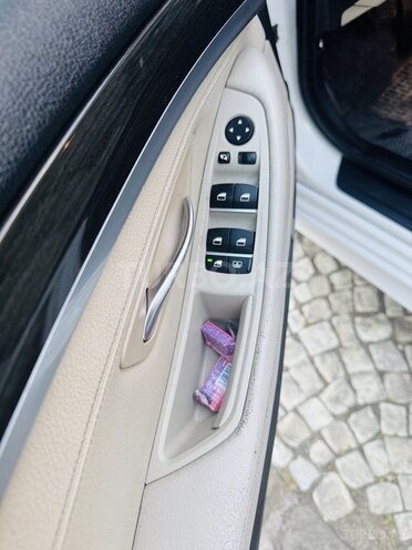 BMW 528 2012, 165,842 km - 2.0 l - Tovuz