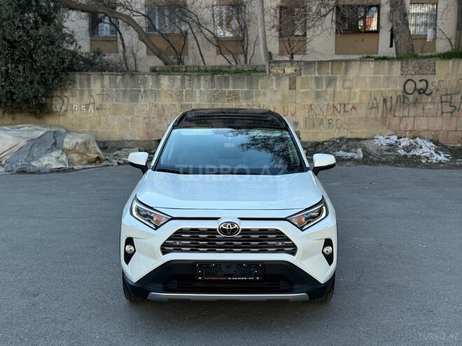 Toyota RAV4 2018, 121,300 km - 2.0 l - Bakı