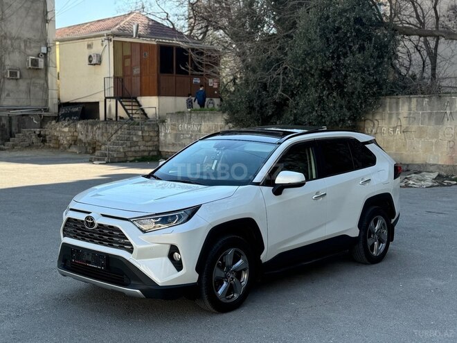 Toyota RAV4 2018, 121,300 km - 2.0 l - Bakı