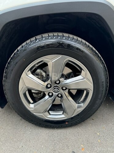 Toyota RAV4 2018, 121,300 km - 2.0 l - Bakı