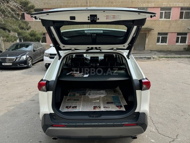 Toyota RAV4 2018, 121,300 km - 2.0 l - Bakı