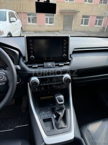 Toyota RAV4 2018, 121,300 km - 2.0 l - Bakı