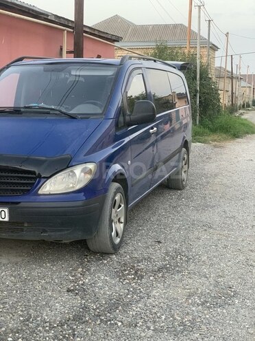 Mercedes Vito 2007, 426,000 km - 2.2 л - Quba