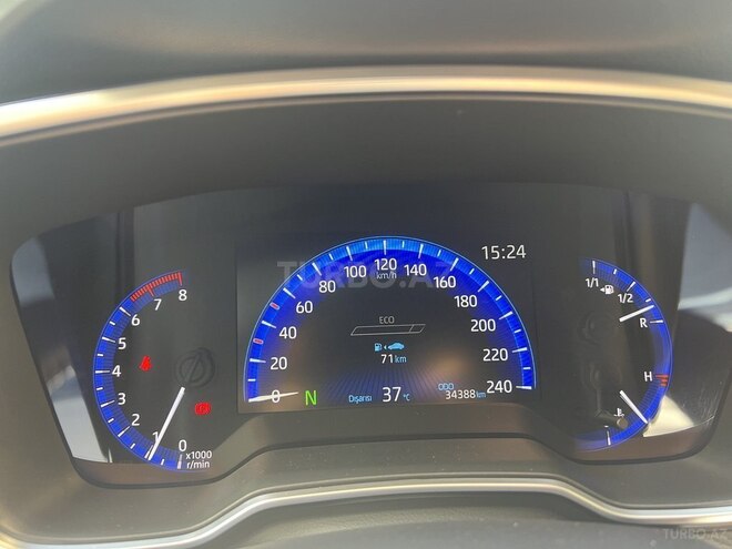 Toyota Corolla 2021, 34,450 km - 1.6 l - Bakı