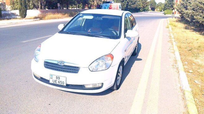 Hyundai Accent 2009, 300,240 km - 1.4 l - Bakı