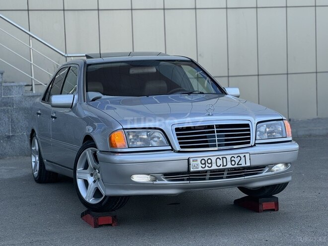 Mercedes C 230 1998, 196,000 km - 2.3 l - Saatlı