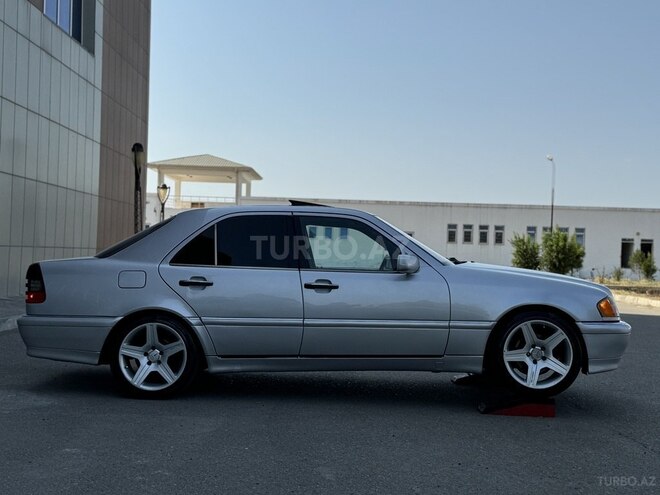 Mercedes C 230 1998, 196,000 km - 2.3 l - Saatlı