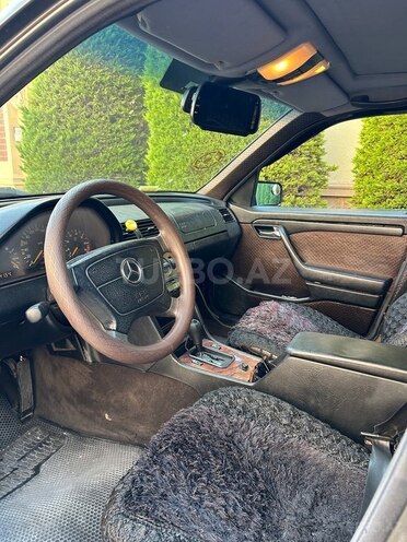 Mercedes C 200 1996, 357,408 km - 2.0 l - Bakı