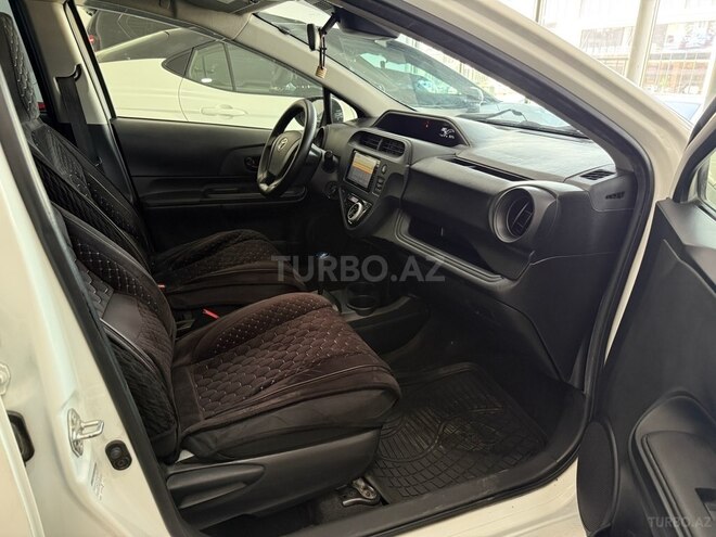 Toyota Aqua 2019, 95,000 km - 1.5 l - Bakı