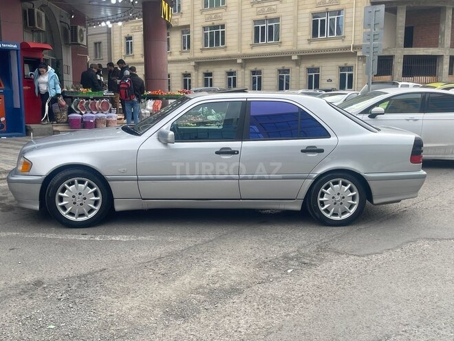 Mercedes C 200 1998, 325,000 km - 2.0 л - Bakı