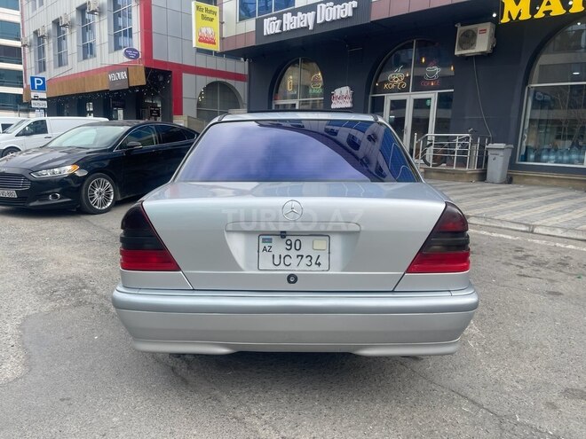 Mercedes C 200 1998, 325,000 km - 2.0 л - Bakı