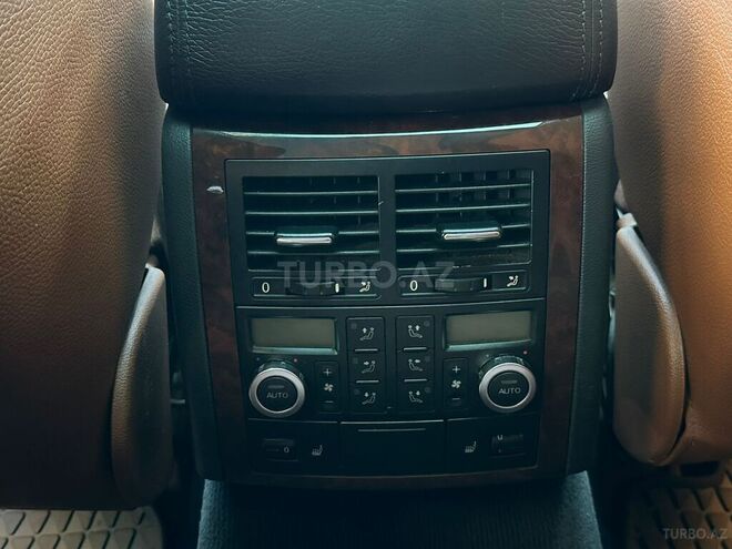 Volkswagen Touareg 2008, 215,000 km - 4.2 л - Xırdalan