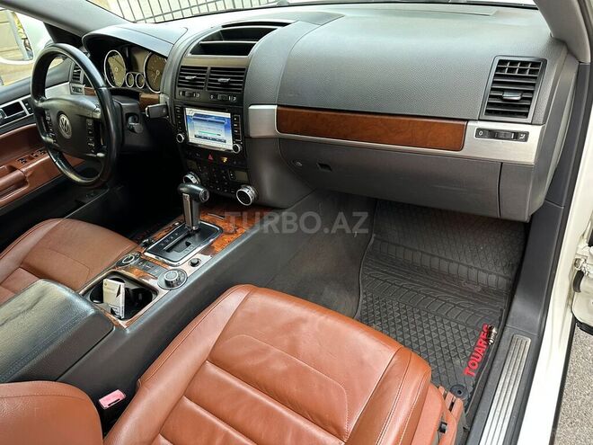 Volkswagen Touareg 2008, 215,000 km - 4.2 л - Xırdalan