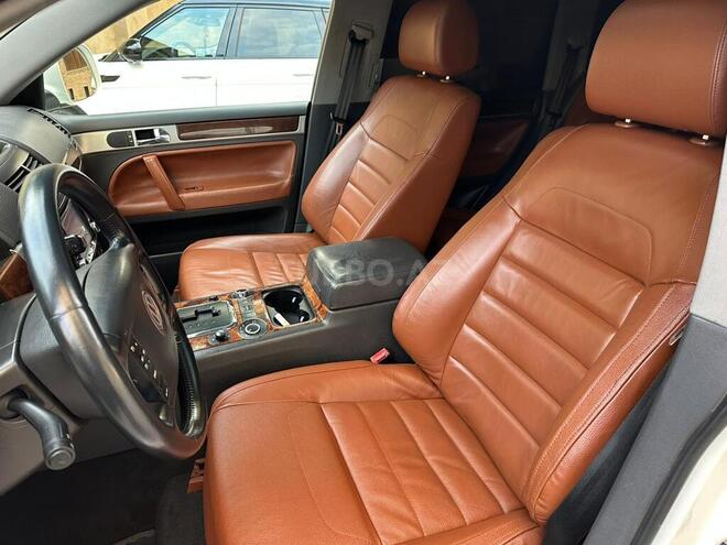 Volkswagen Touareg 2008, 215,000 km - 4.2 л - Xırdalan