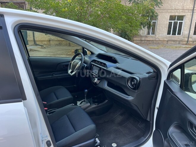 Toyota Aqua 2017, 133,345 km - 1.5 l - Bakı