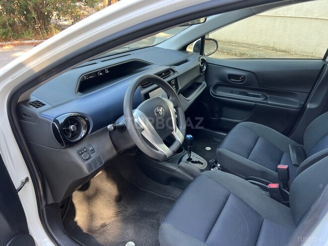 Toyota Aqua 2017, 133,345 km - 1.5 l - Bakı