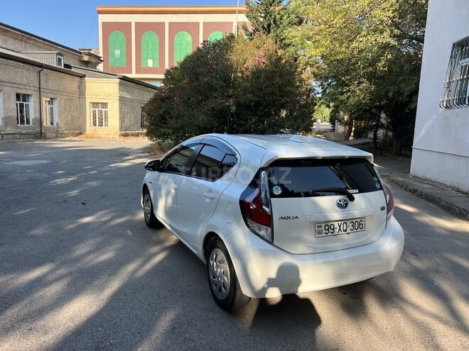 Toyota Aqua 2017, 133,345 km - 1.5 l - Bakı