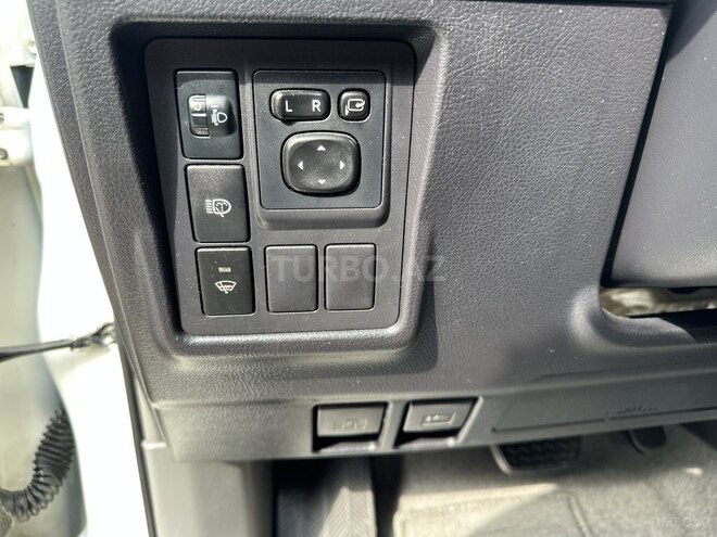 Toyota Land Cruiser Prado 2012, 178,000 km - 2.7 l - Masallı
