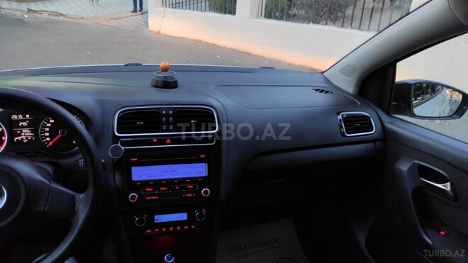 Volkswagen Polo 2010, 222,000 km - 1.4 l - Bakı