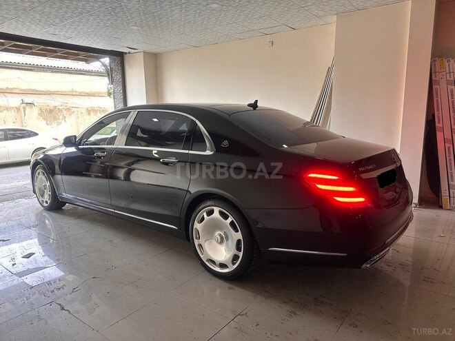 Mercedes-Maybach  2018, 1,720 km - 4.0 l - Bakı