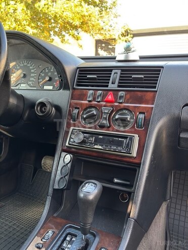Mercedes C 180 1996, 223,000 km - 1.8 л - Bakı