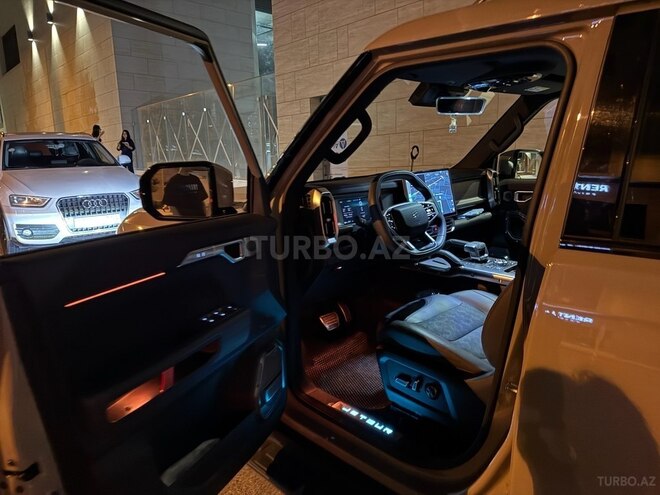 Jetour T2 2024, 4,000 km - 2.0 l - Bakı