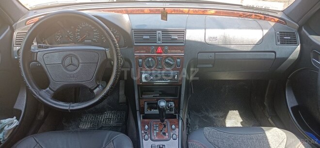 Mercedes C 200 1998, 207,557 km - 2.0 l - Bakı