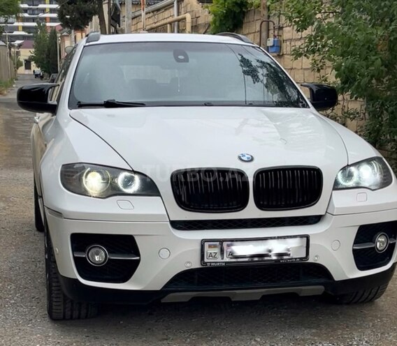 BMW X6 2011, 244,000 km - 4.4 l - Bakı