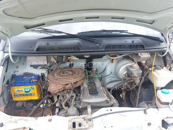 GAZ 330200 2000, 267,500 km - 2.3 l - Salyan