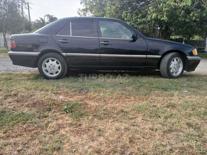 Mercedes C 230 1999, 265,300 km - 2.3 l - Qax
