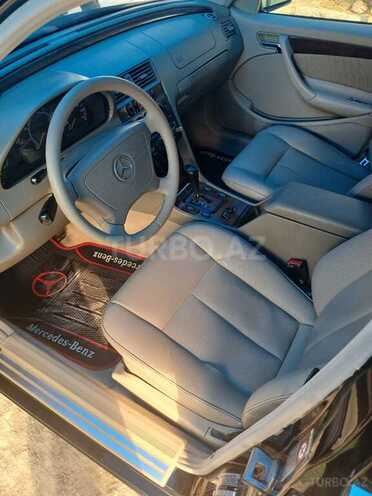 Mercedes C 230 1999, 265,300 km - 2.3 l - Qax