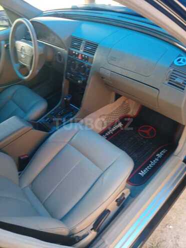Mercedes C 230 1999, 265,300 km - 2.3 l - Qax