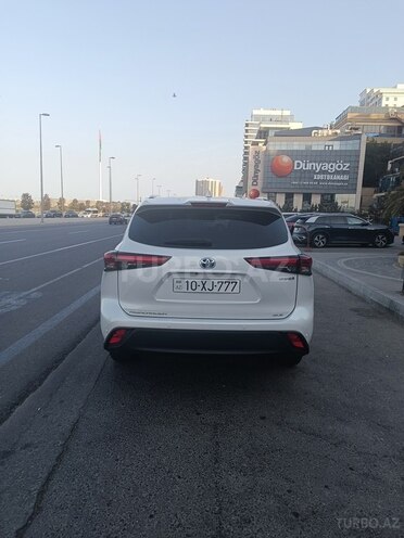 Toyota Highlander 2023, 22,500 km - 2.5 l - Bakı