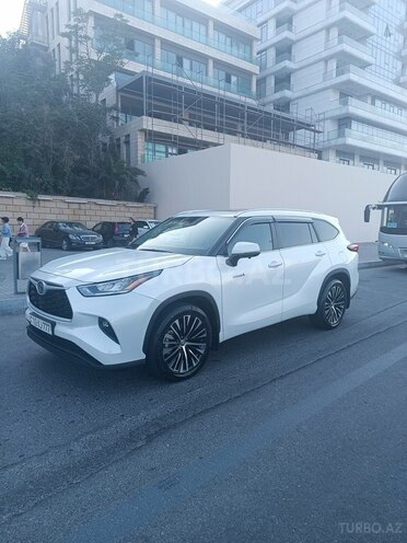 Toyota Highlander 2023, 22,500 km - 2.5 l - Bakı