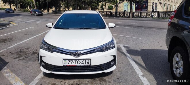 Toyota Corolla 2018, 144,000 km - 1.4 l - Bakı