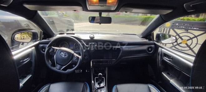 Toyota Corolla-8