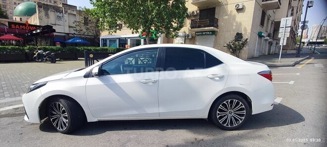 Toyota Corolla 2018, 144,000 km - 1.4 l - Bakı