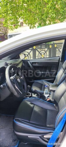 Toyota Corolla-9