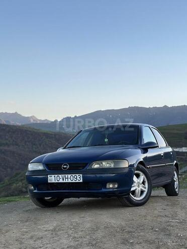 Opel Vectra 1997, 300,535 km - 2.0 l - Lerik