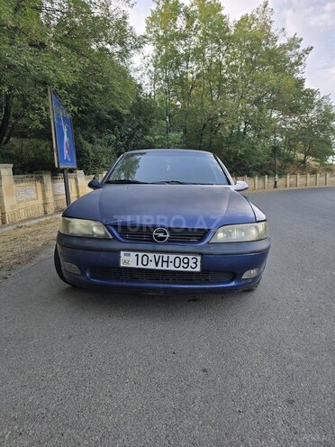 Opel Vectra 1997, 300,535 km - 2.0 l - Lerik