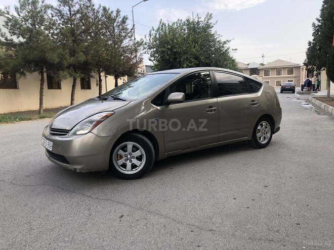 Toyota Prius 2005, 299,533 km - 1.5 l - Gəncə
