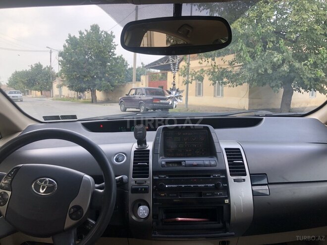 Toyota Prius 2005, 299,533 km - 1.5 l - Gəncə