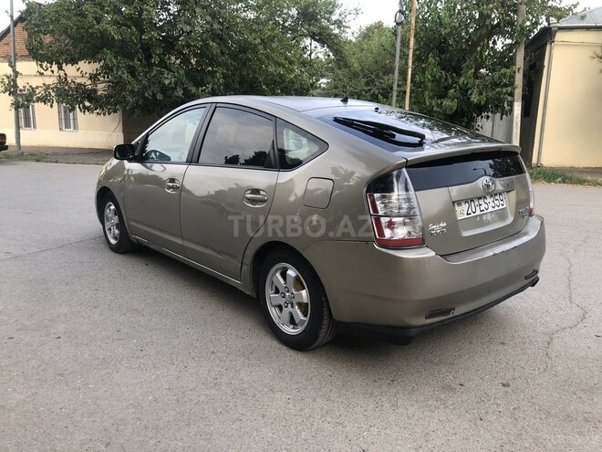 Toyota Prius 2005, 299,533 km - 1.5 l - Gəncə