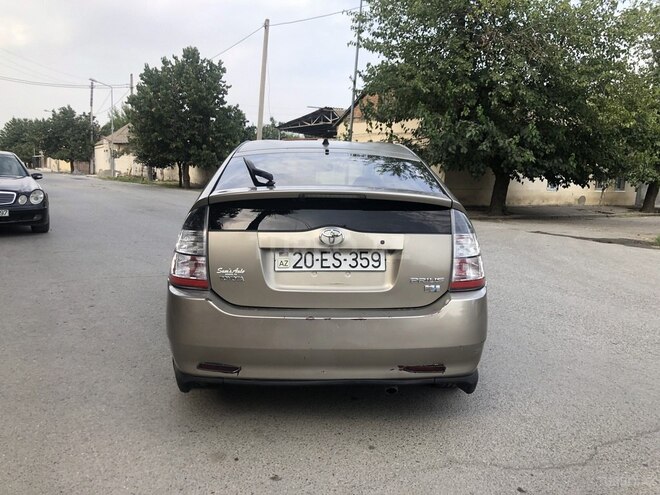 Toyota Prius 2005, 299,533 km - 1.5 l - Gəncə