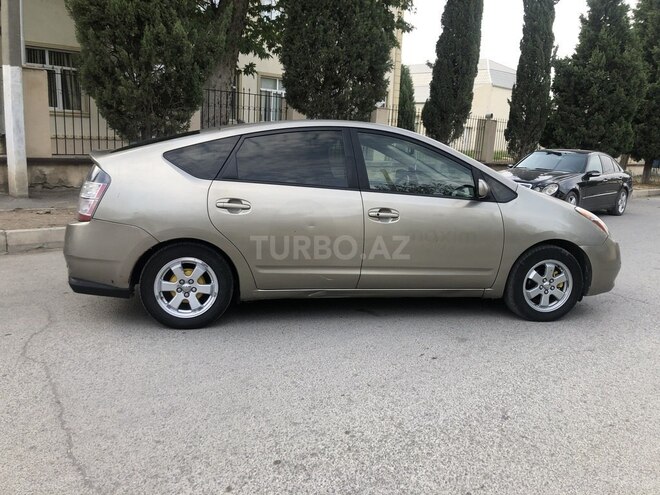 Toyota Prius 2005, 299,533 km - 1.5 l - Gəncə