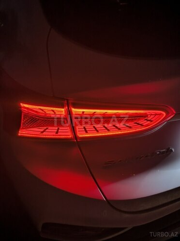 Hyundai Santa Fe 2018, 138,000 km - 2.0 л - Bakı
