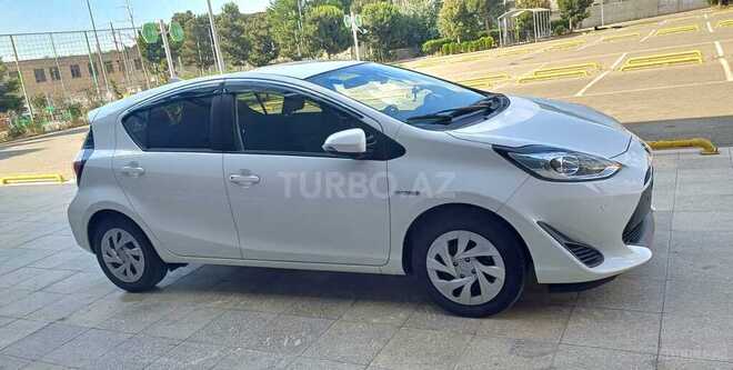 Toyota Aqua 2019, 98,300 km - 1.5 л - Bakı