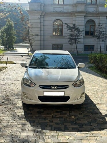 Hyundai Accent 2017, 92,500 km - 1.6 l - Bakı