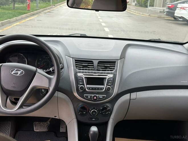 Hyundai Accent 2017, 92,500 km - 1.6 l - Bakı